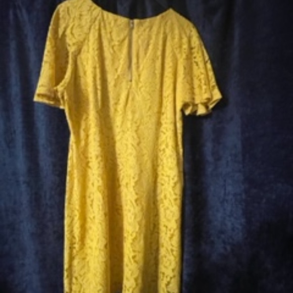 Yellow wedding guest dress - Picture 4 of 4